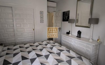 Precioso y acogedor chalet con bonito jardín.